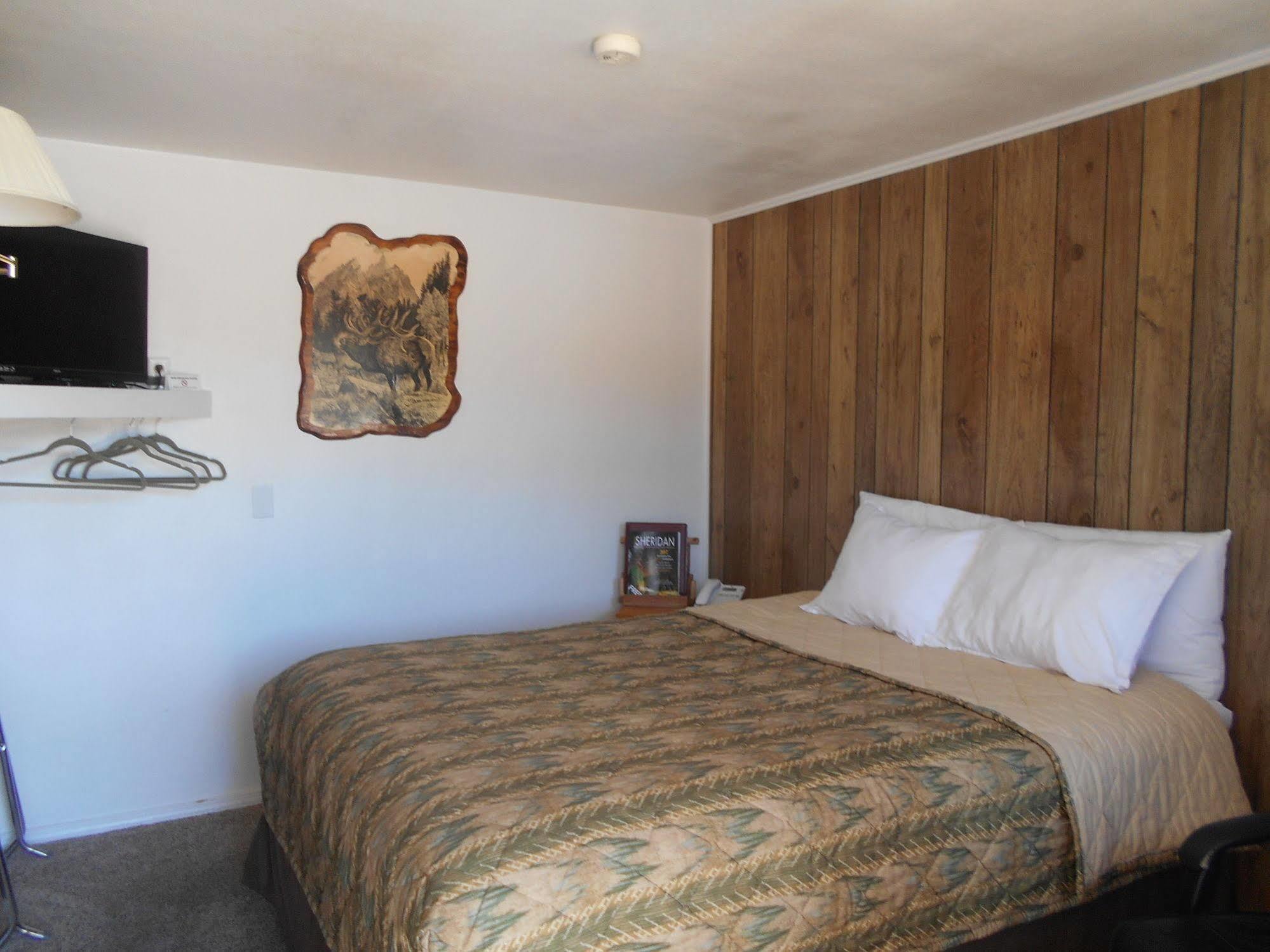 Super Saver Inn Sheridan Buitenkant foto